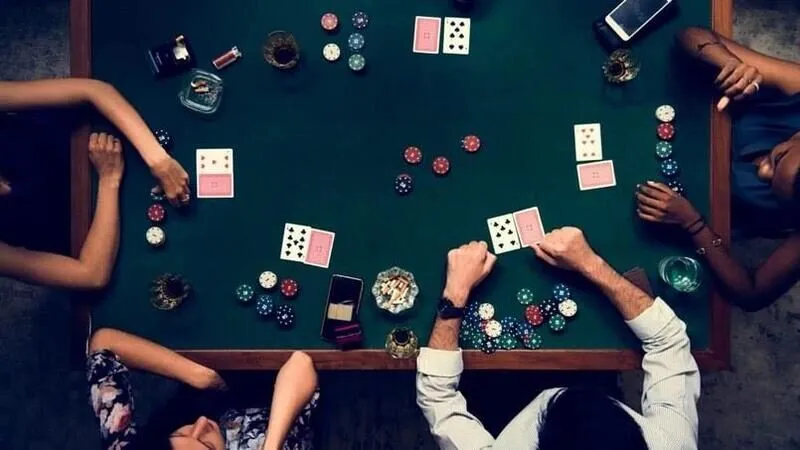 Chiến lược và kỹ năng cần thiết chơi poker hiệu quả